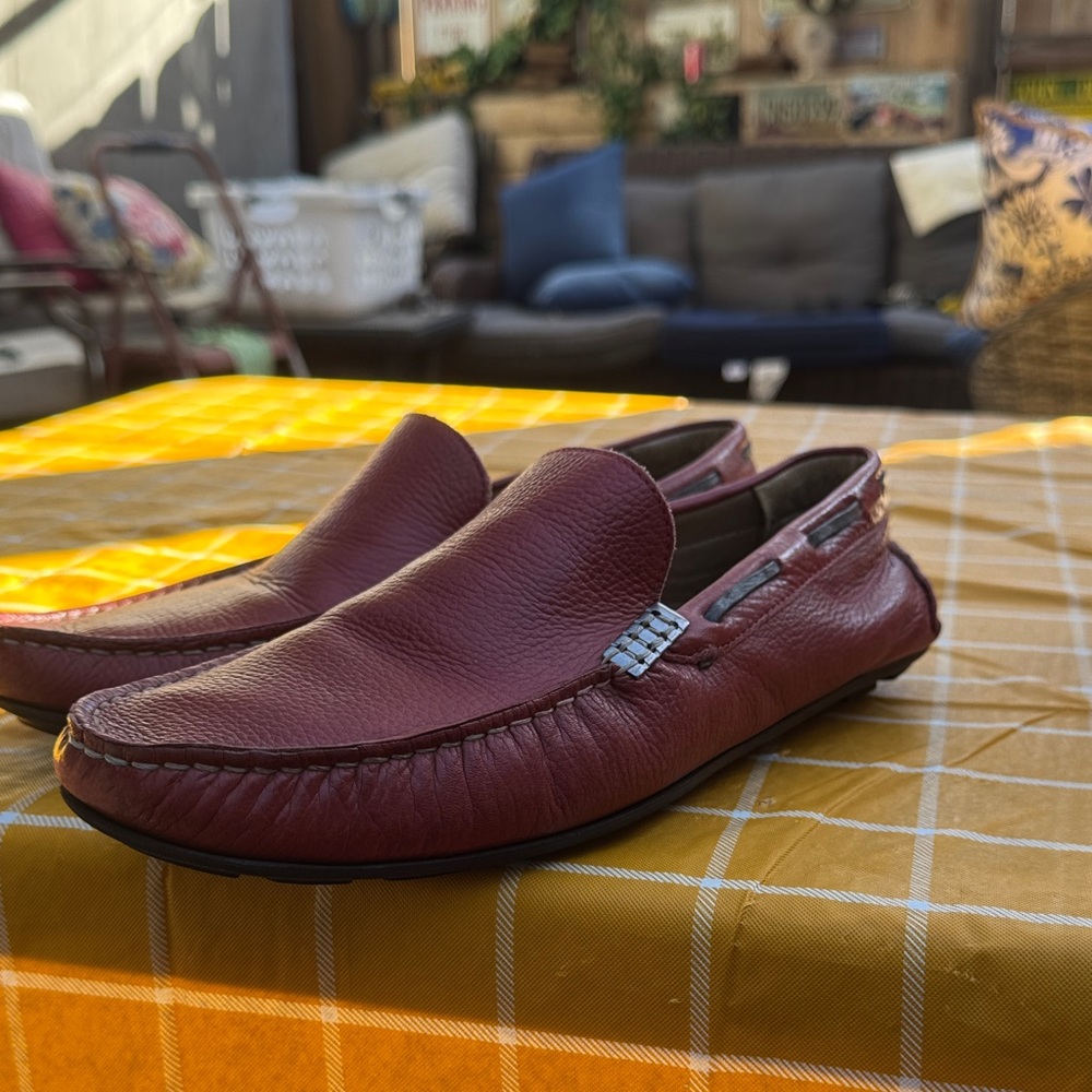 Men's Classic Burgundy Loafers